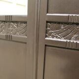Armoire parisienne noire