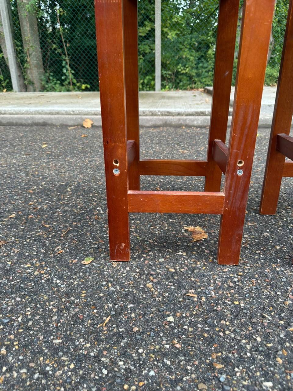 Pair of bar stools / central island in solid wood (H 59 cm)