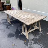 Trestle farm table