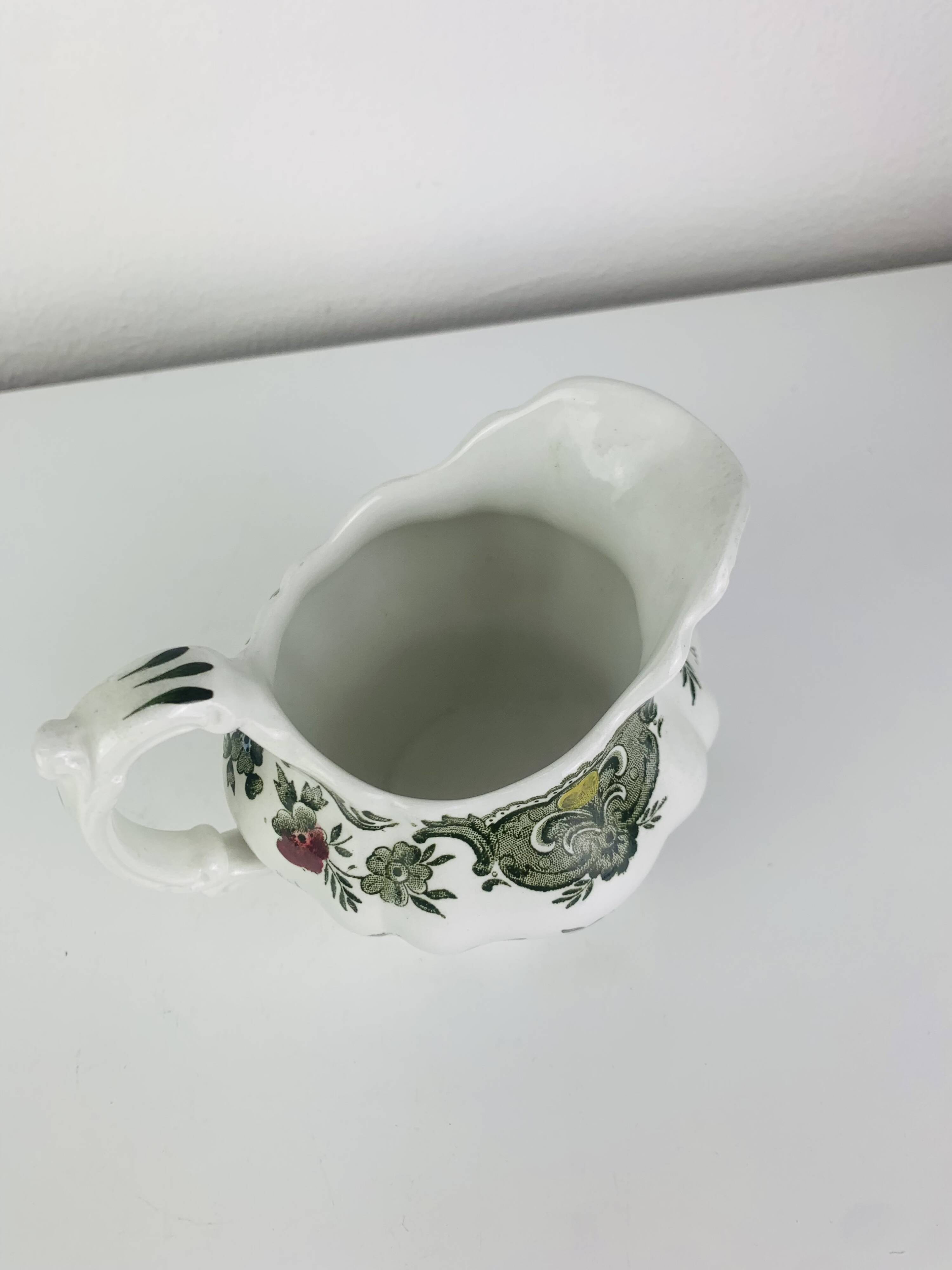Windsor tea service Ridgway Staffordshire English earthenware, 6 cups