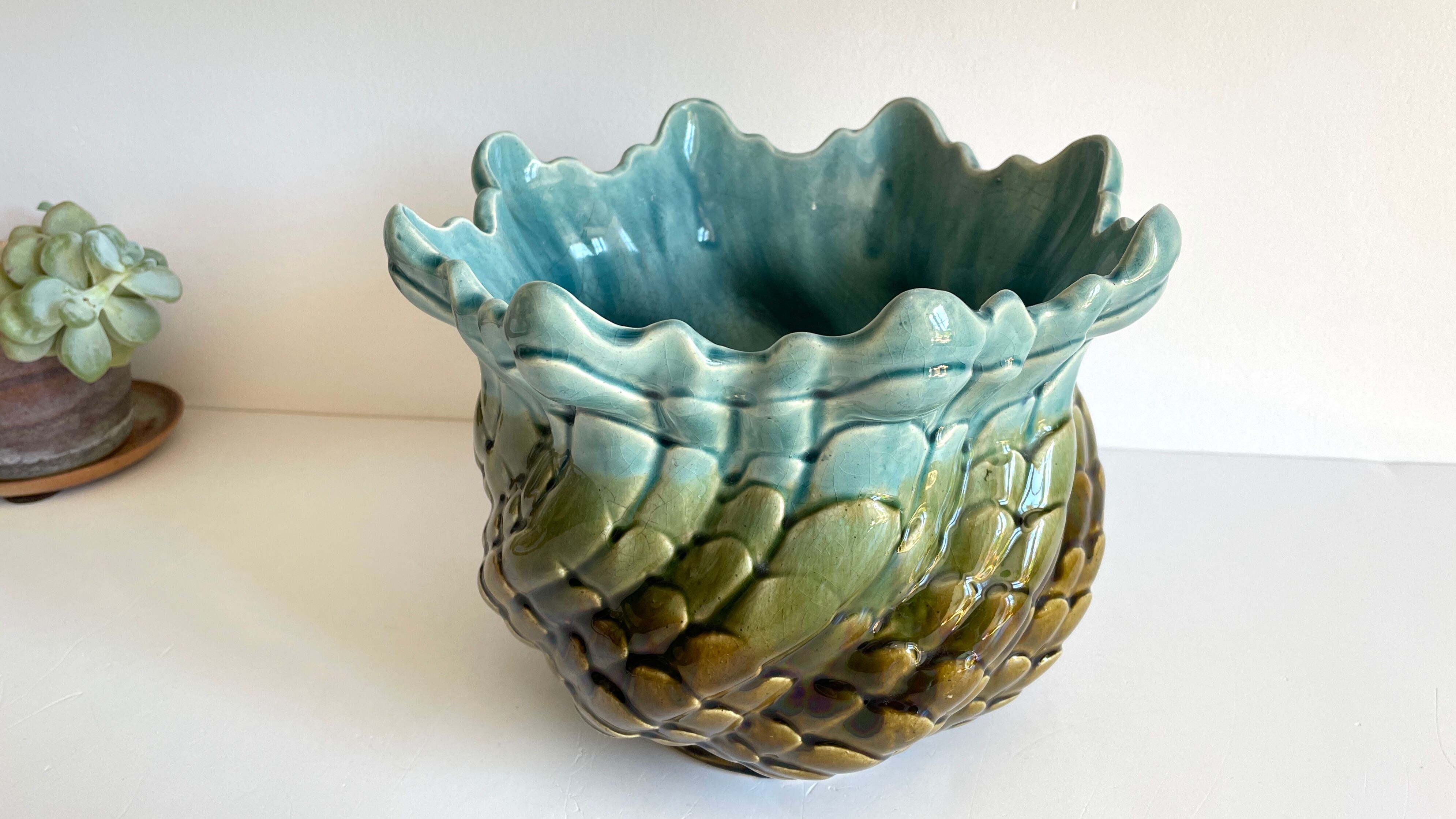 Pot cover slurry in ceramic enamelled vintage