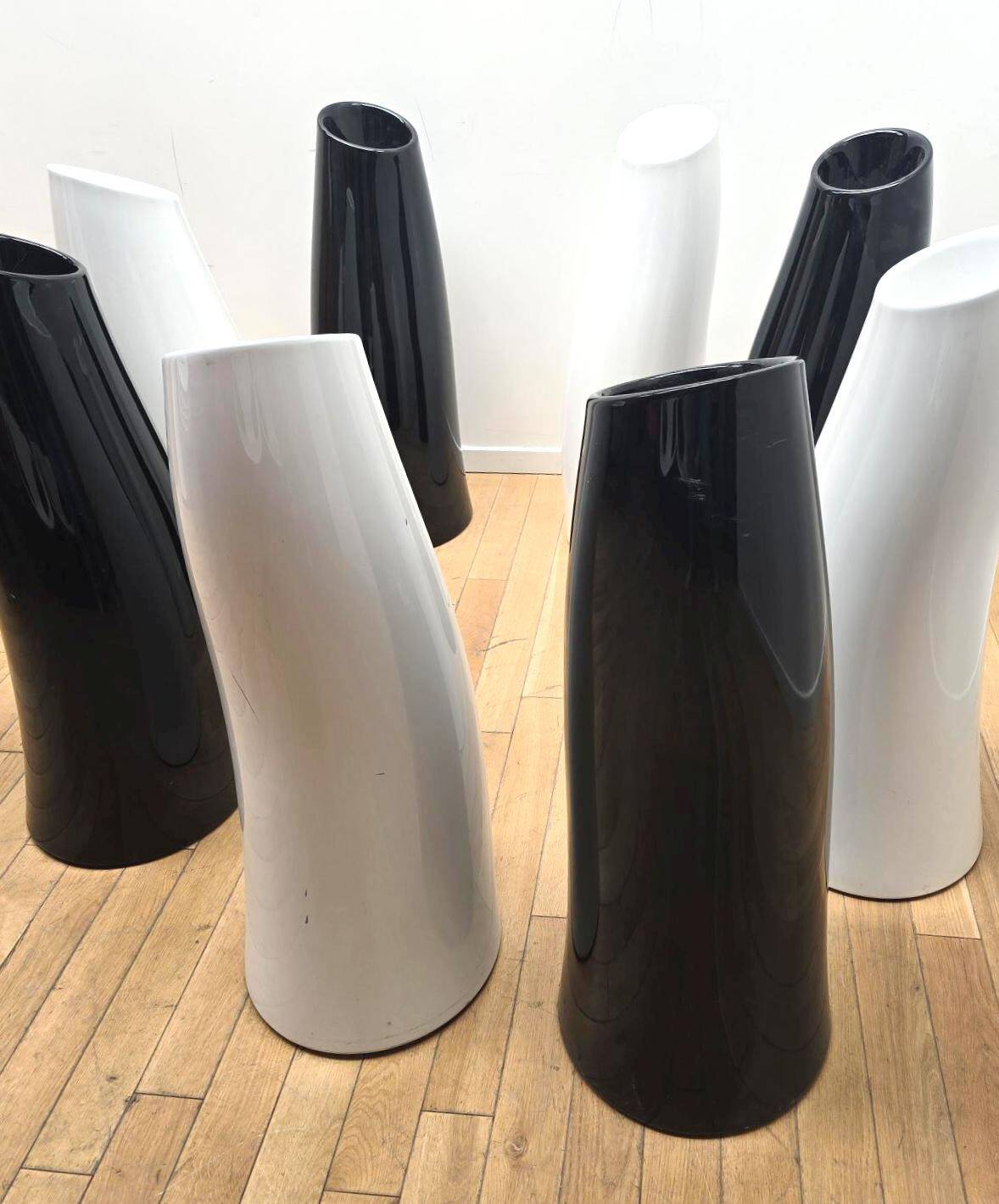 Suite of 8 Madame vases, Alessandro Busana