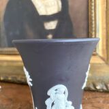 Wegwood England vase, 9.5 cm