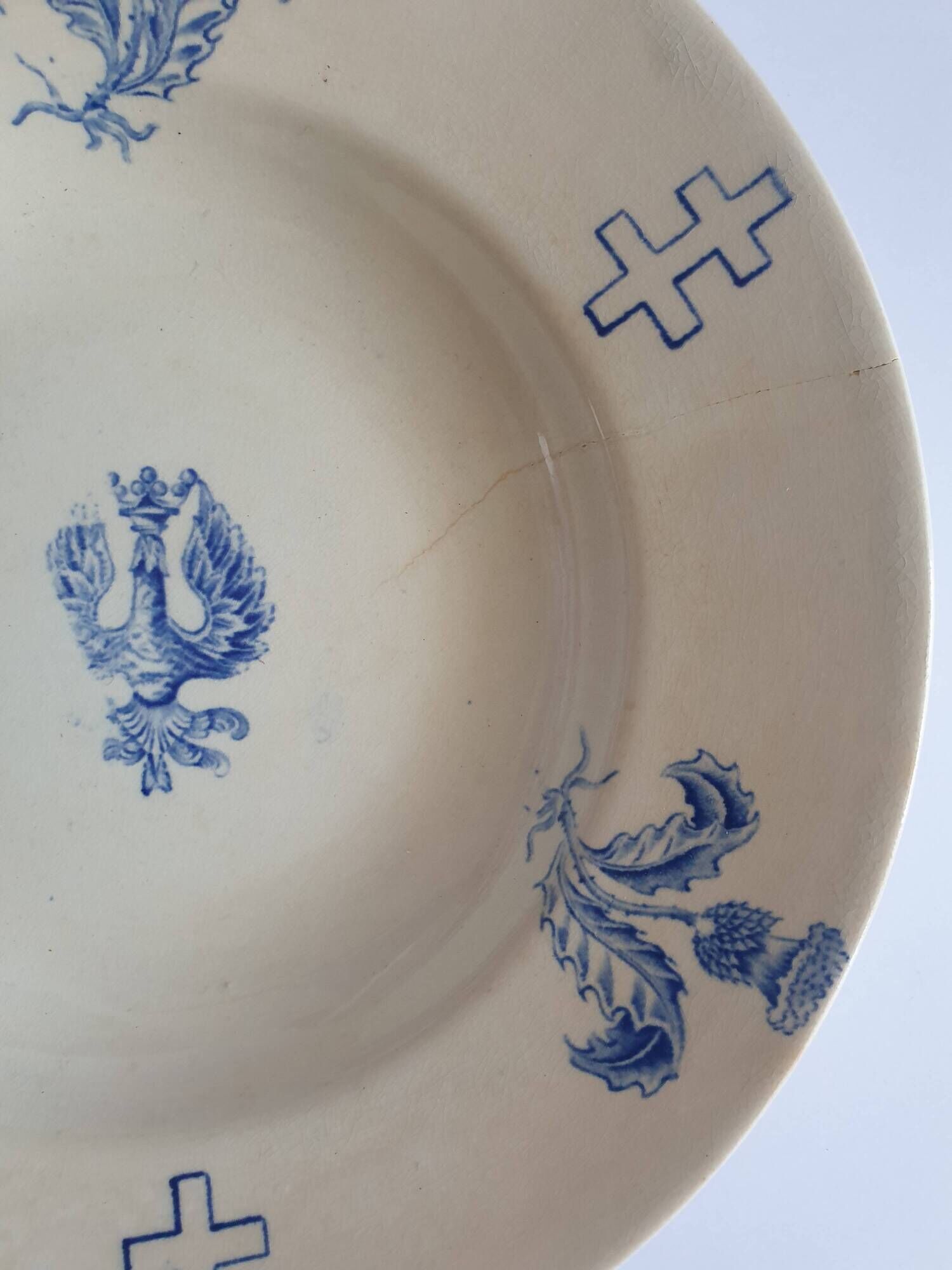 Hollow plate Luneville Keller Guerin thistle cross of Lorraine