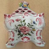 Lallier Moustiers flower picker