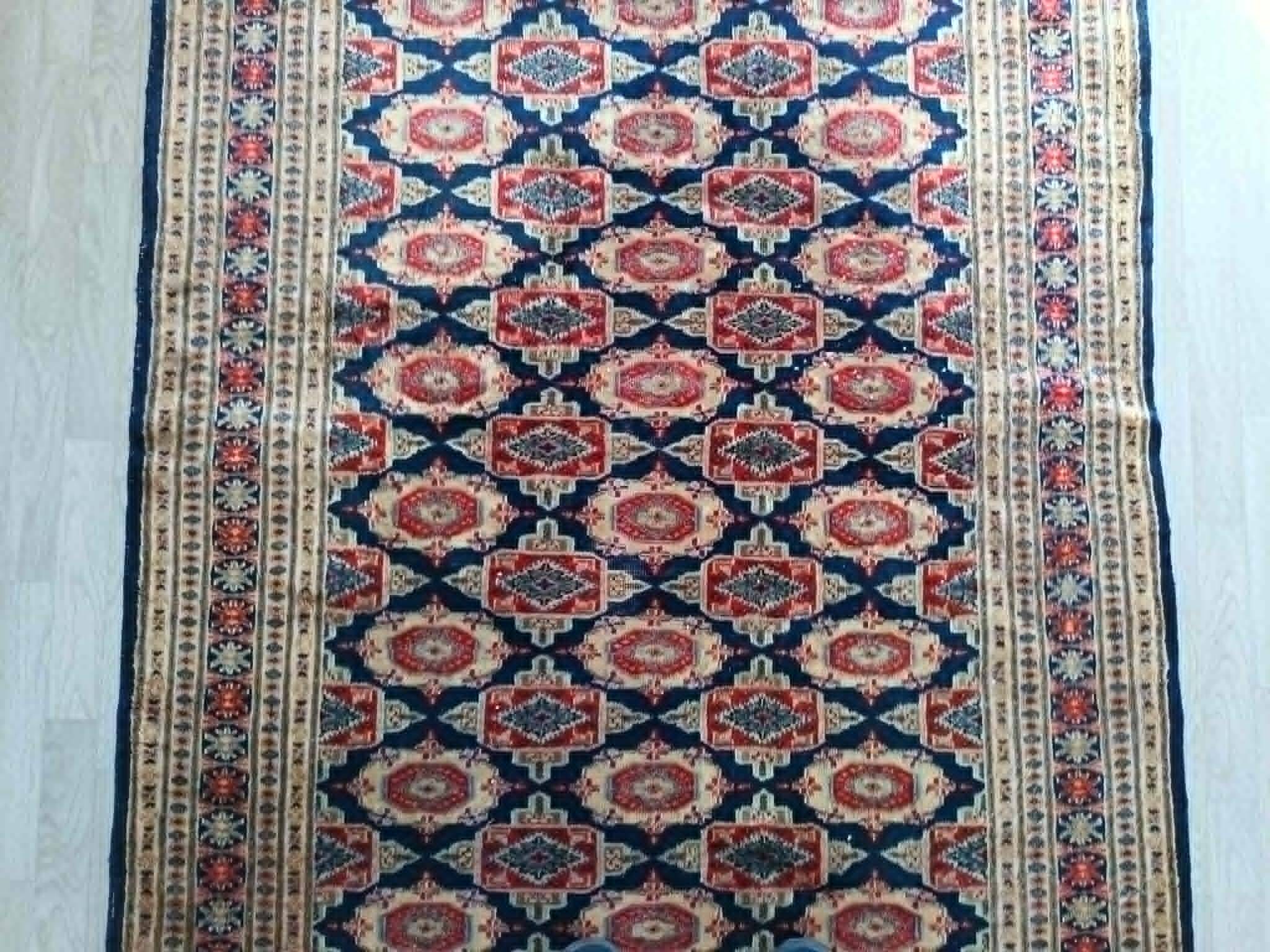 Tapis pakistanais fait main