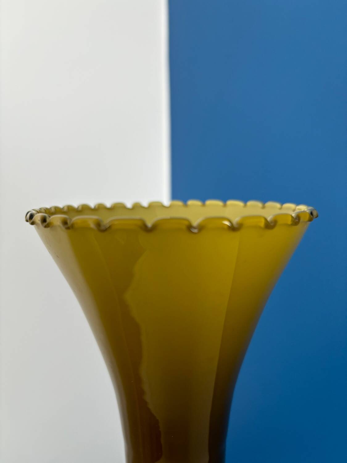 Grande opaline col tulipe kaki