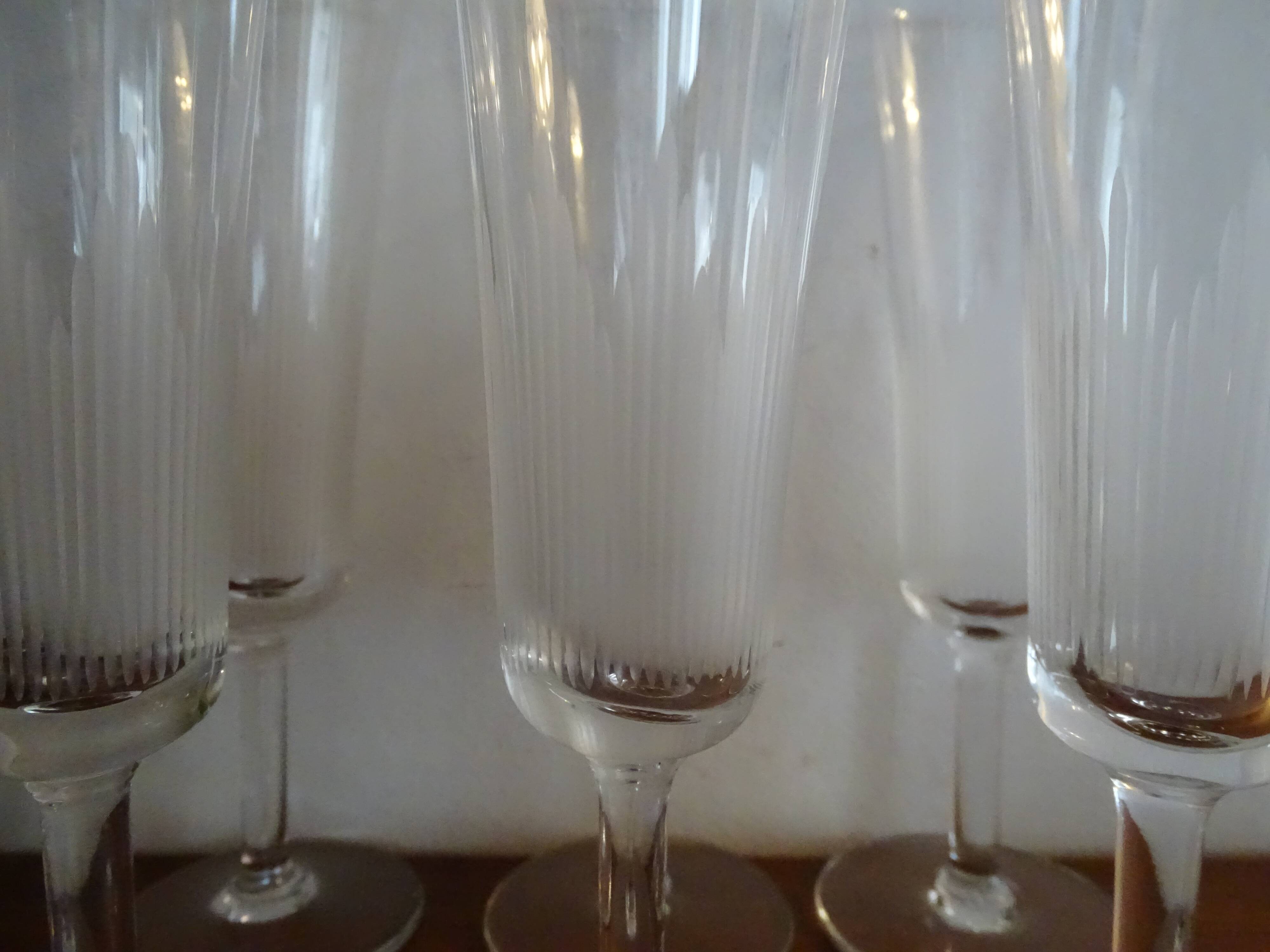 6 flutes champagne crystal cut art deco style