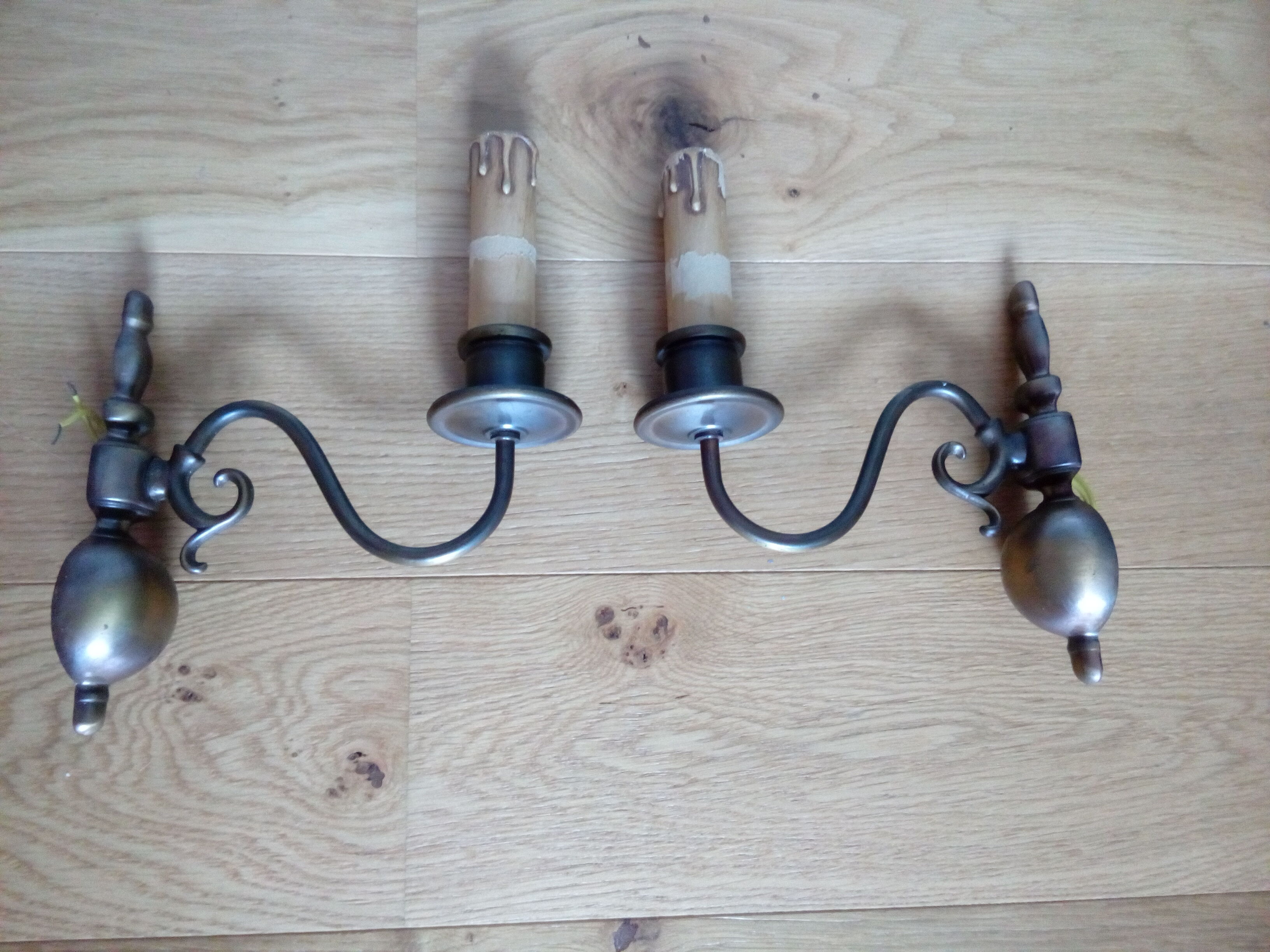 Wall light imitation candles bronze patinated