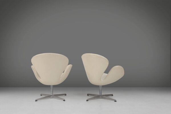 Ensemble de chaises en cuir Swan par Arne Jacobsen pour Fritz Hansen, Danemark 2006