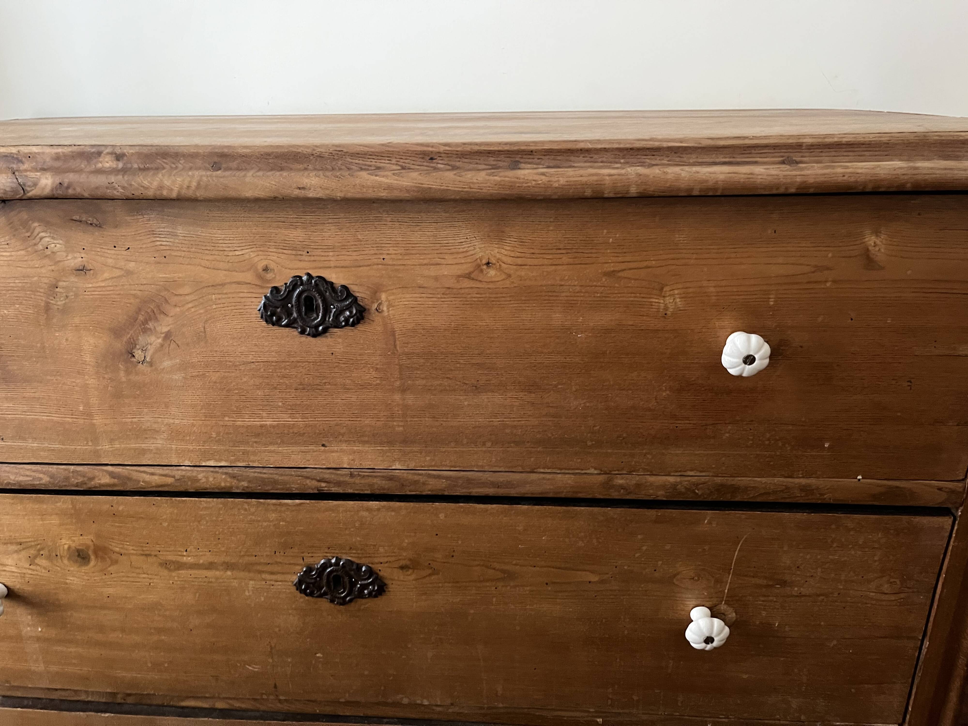 Hungarian chest of drawers - 3 drawer chest of drawers
