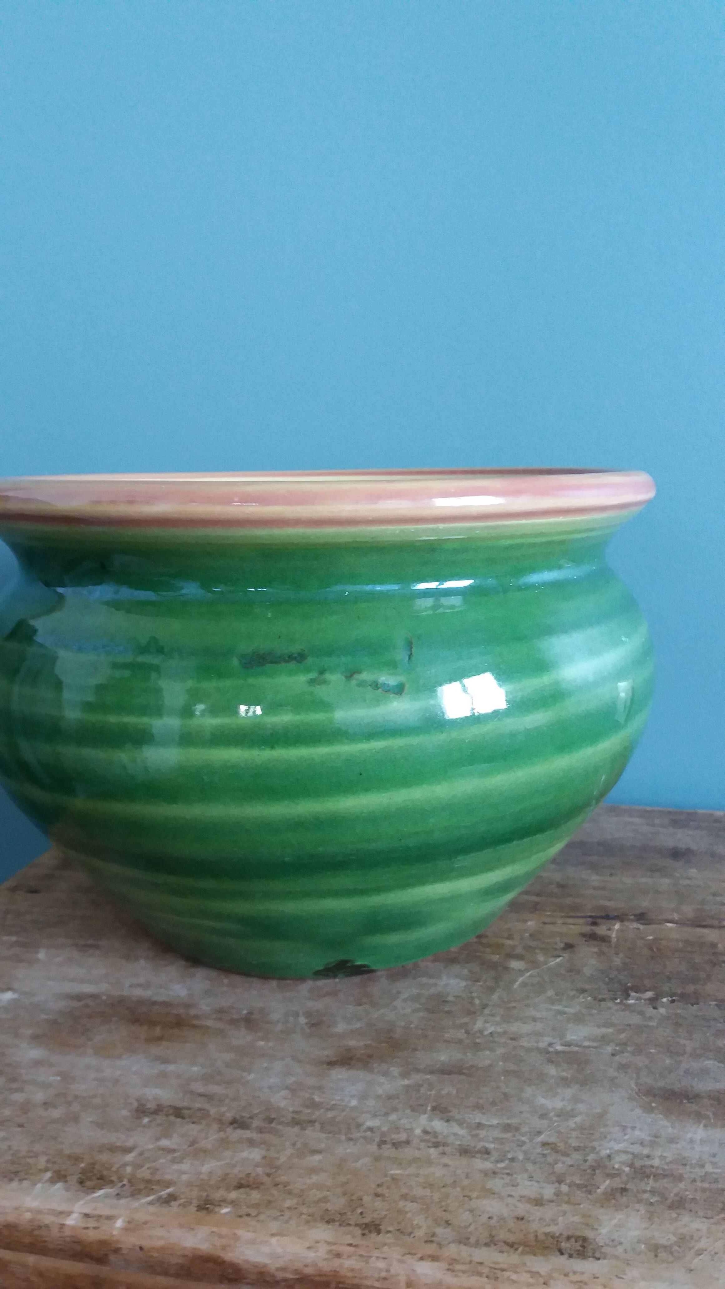 Glazed terracotta flower pot