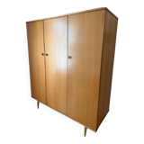 Armoire scandinave vintage