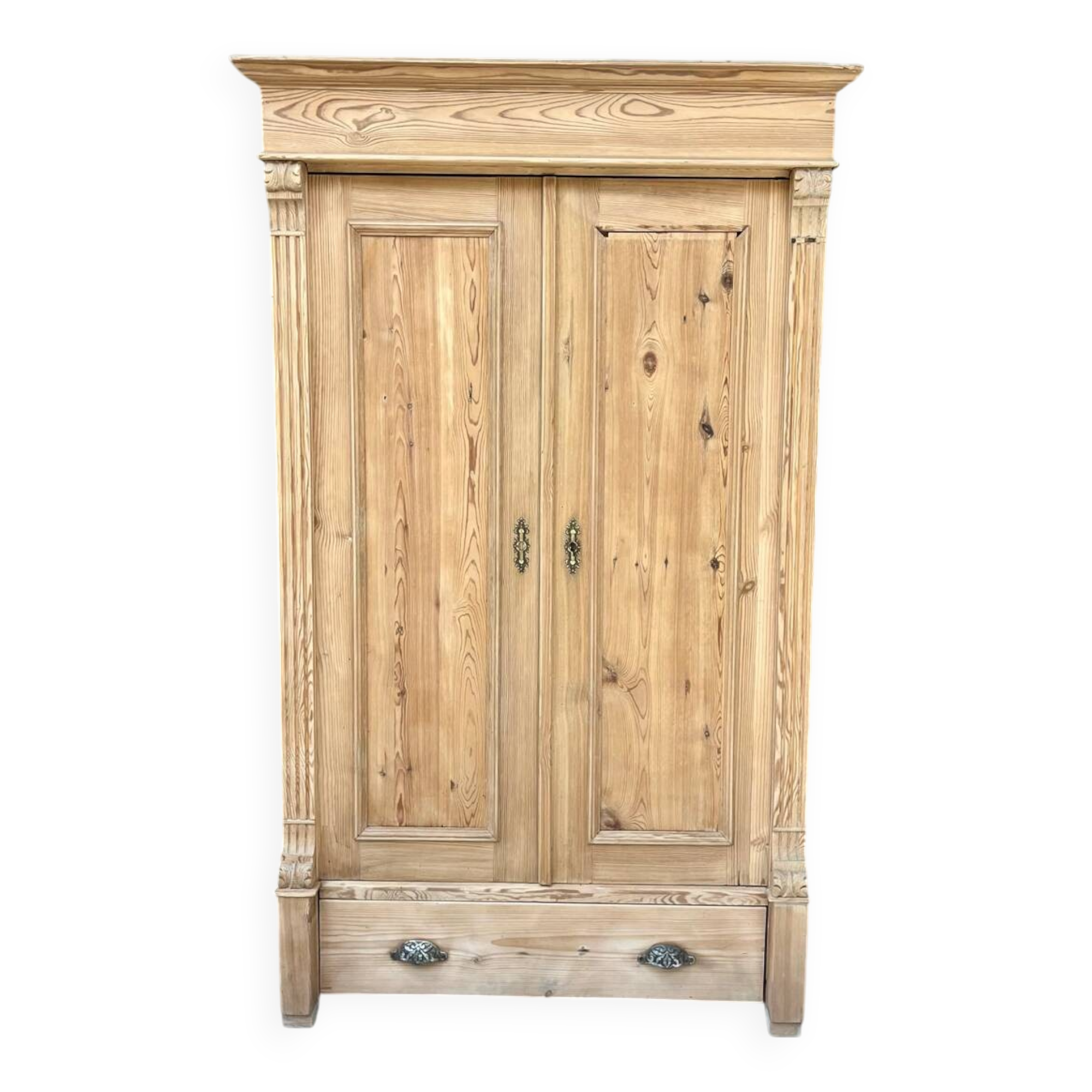 Armoire anglaise en pin, restaurée
