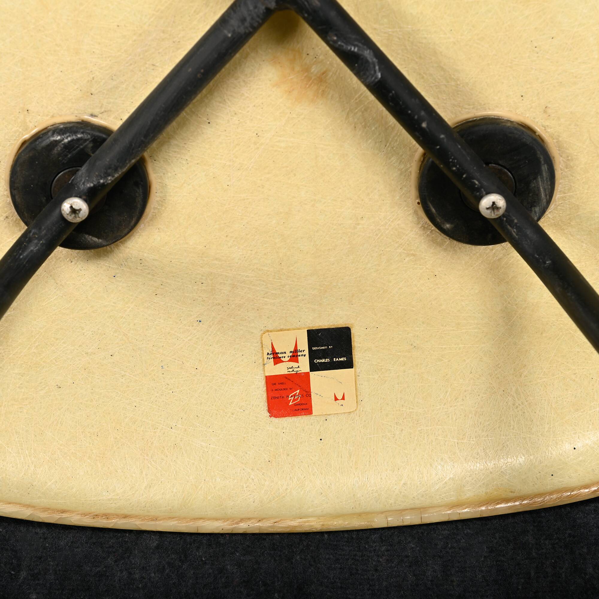 Charles & Ray Eames MAX Parchment rope edge Armchair Herman Miller 1951