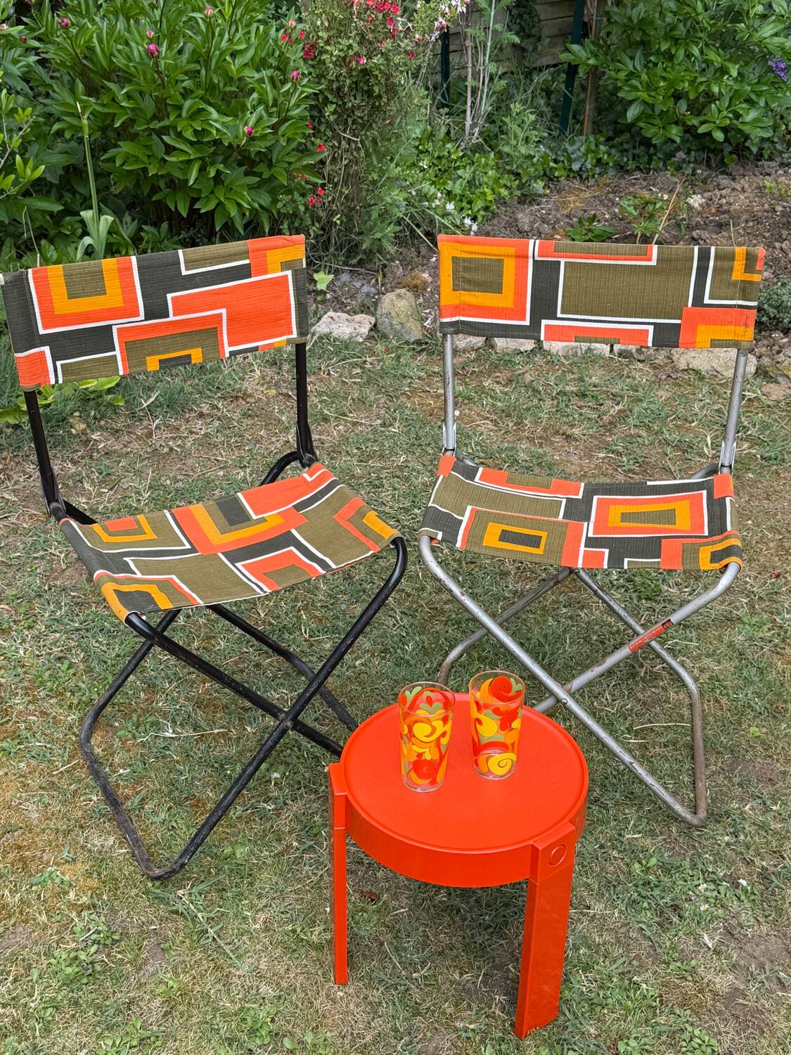 Pair of vintage folding camping chairs - BHV Paris (1970s)