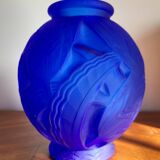 Vase art déco en persglas bleu givré, « Les nénuphars » Pierre D'Avesn