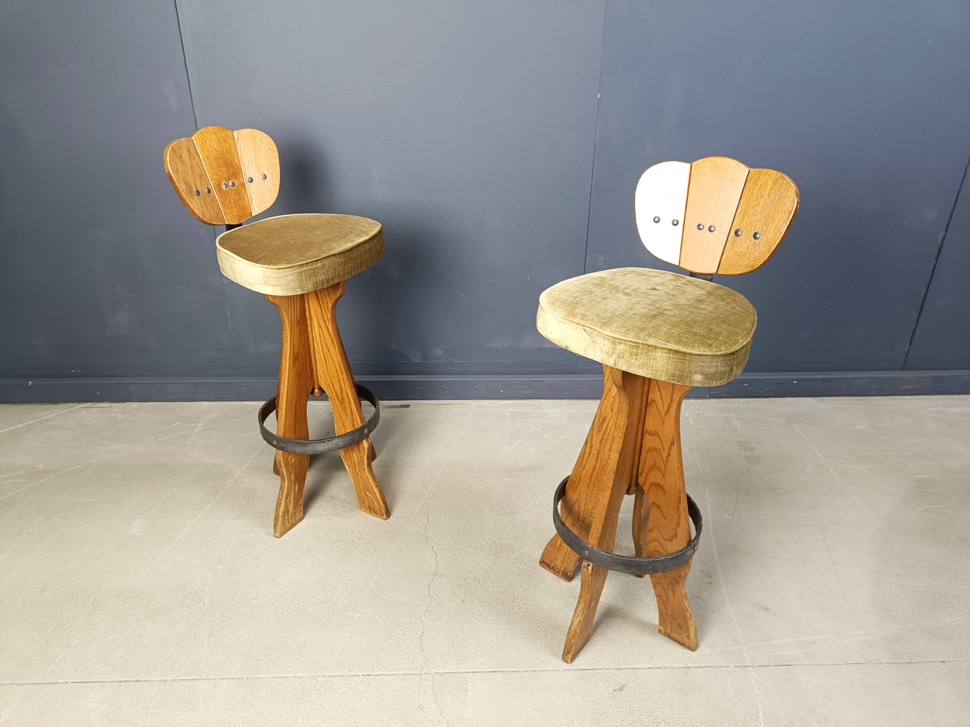 Set of 4 vintage brutalist bar stools, 1960s