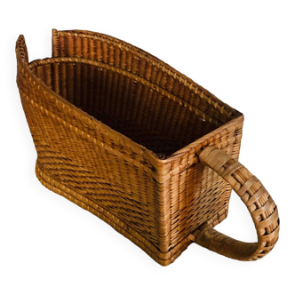 Wicker rattan pouring basket a.noirot carrière in dijon château des vougeot