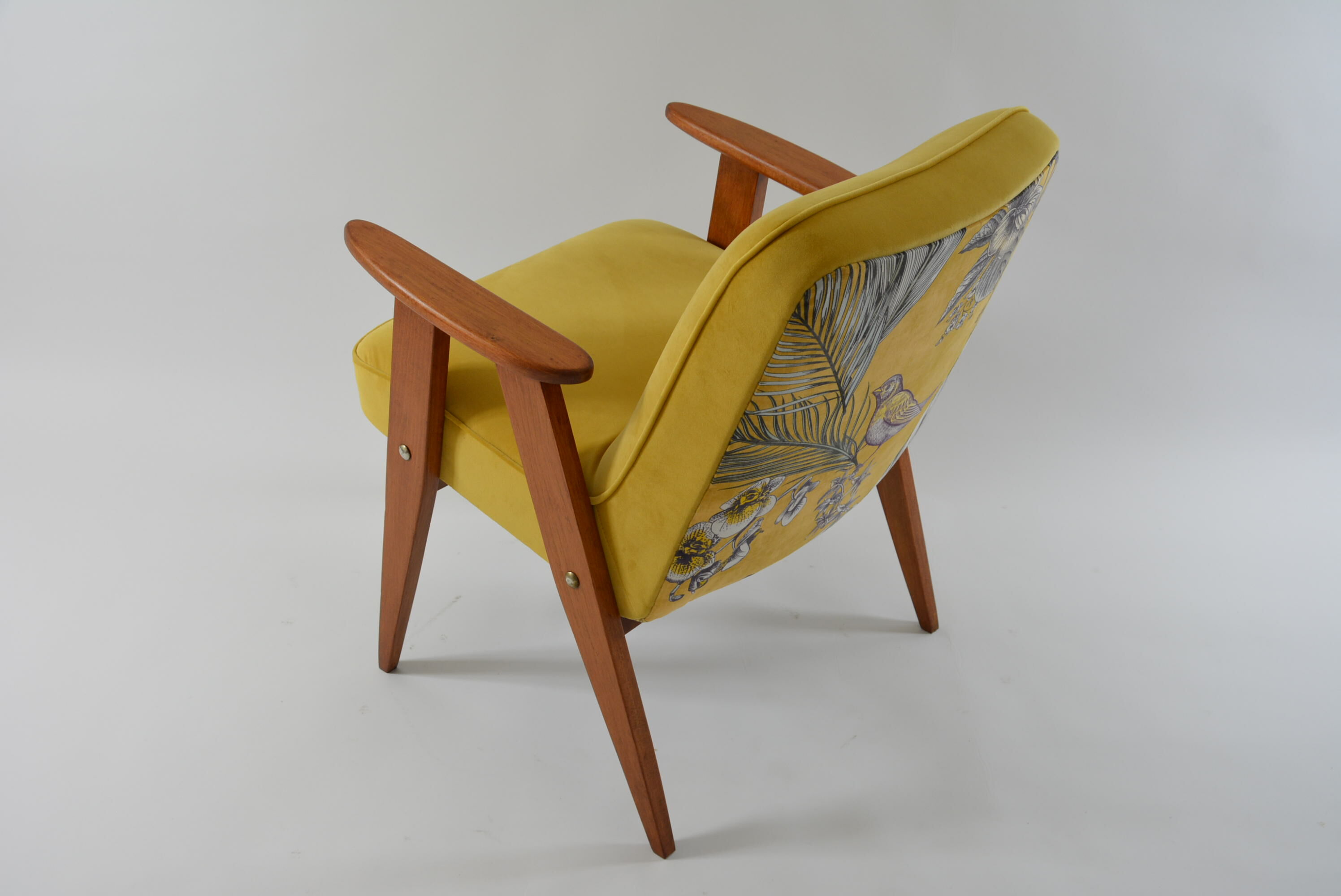 Yellow J.Chierowski and Birds 366 Chair