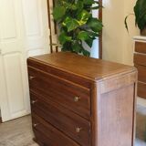 Oak chest of drawers