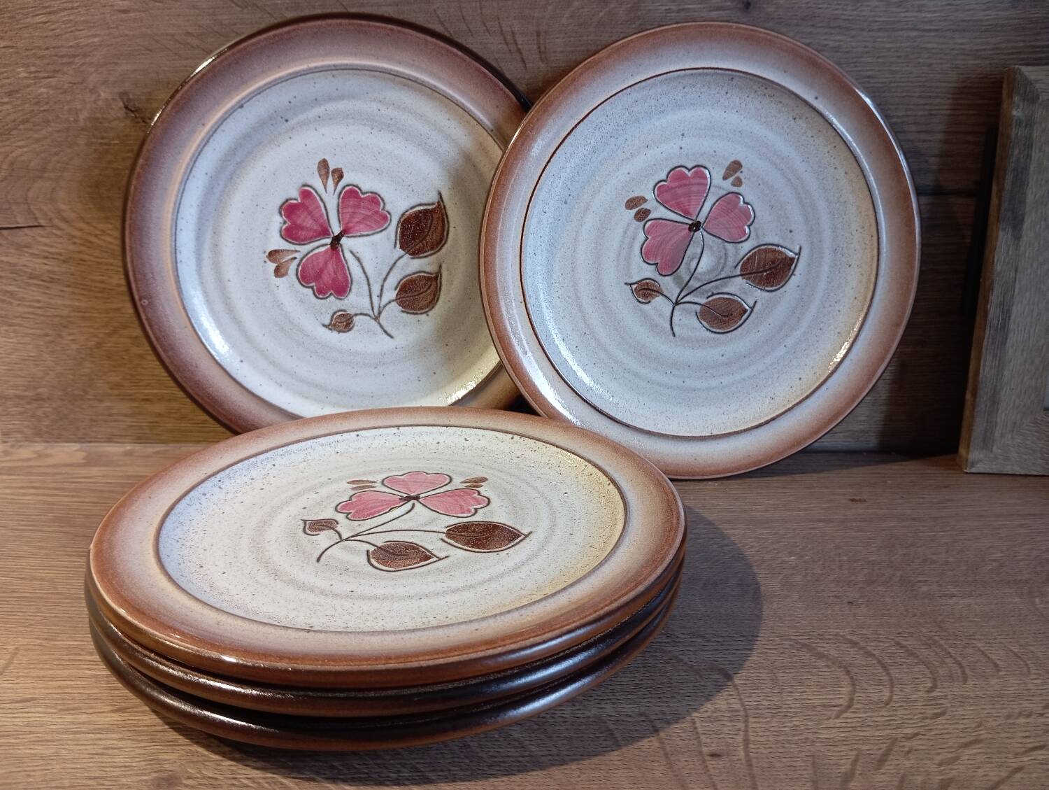 5 assiettes à dessert grès brun marron et rose, Niderviller modèle Sandra, vintage