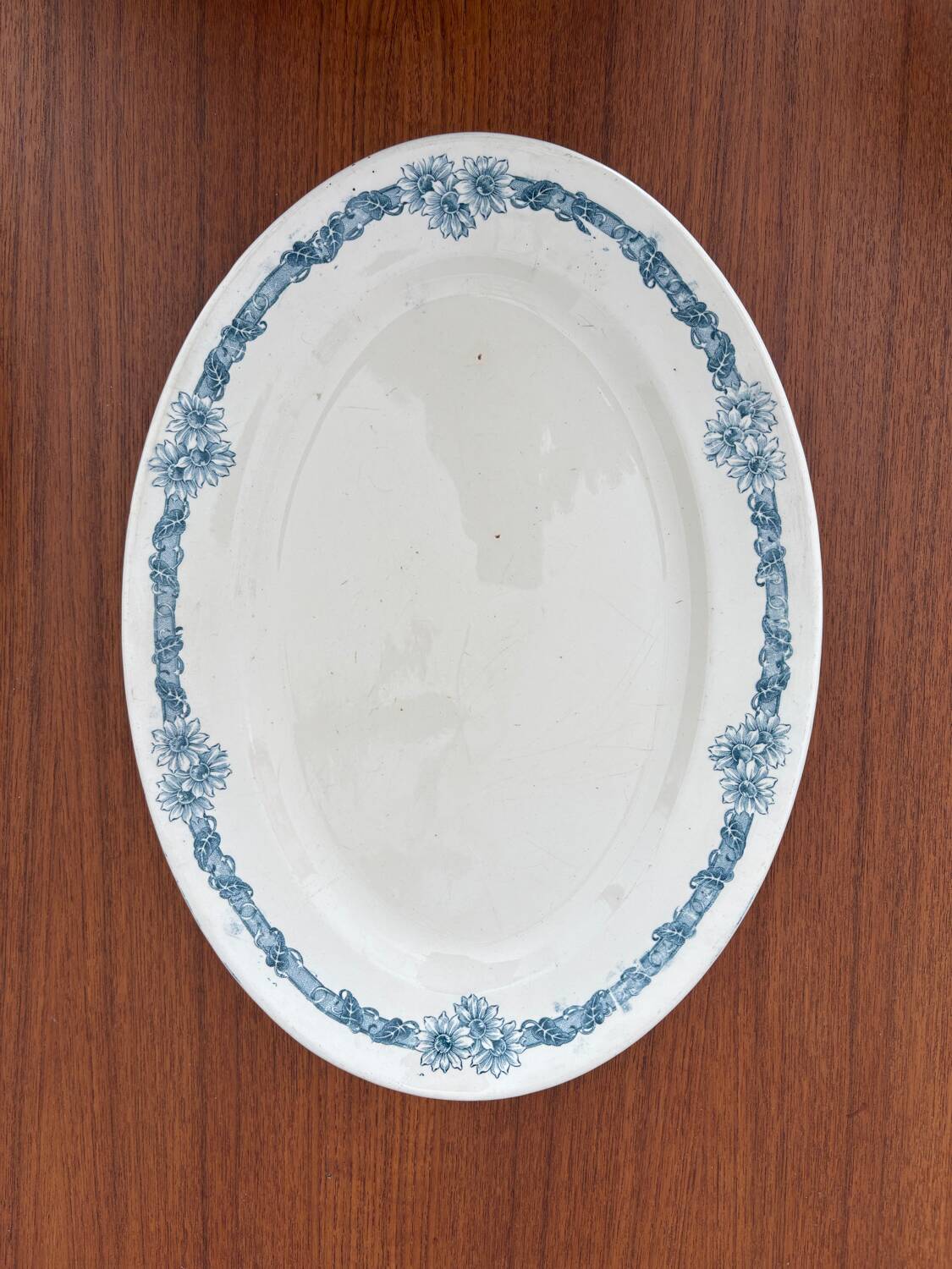 Set of 2 oval dishes, Longchamp ironstone, Denise model, blue flower.