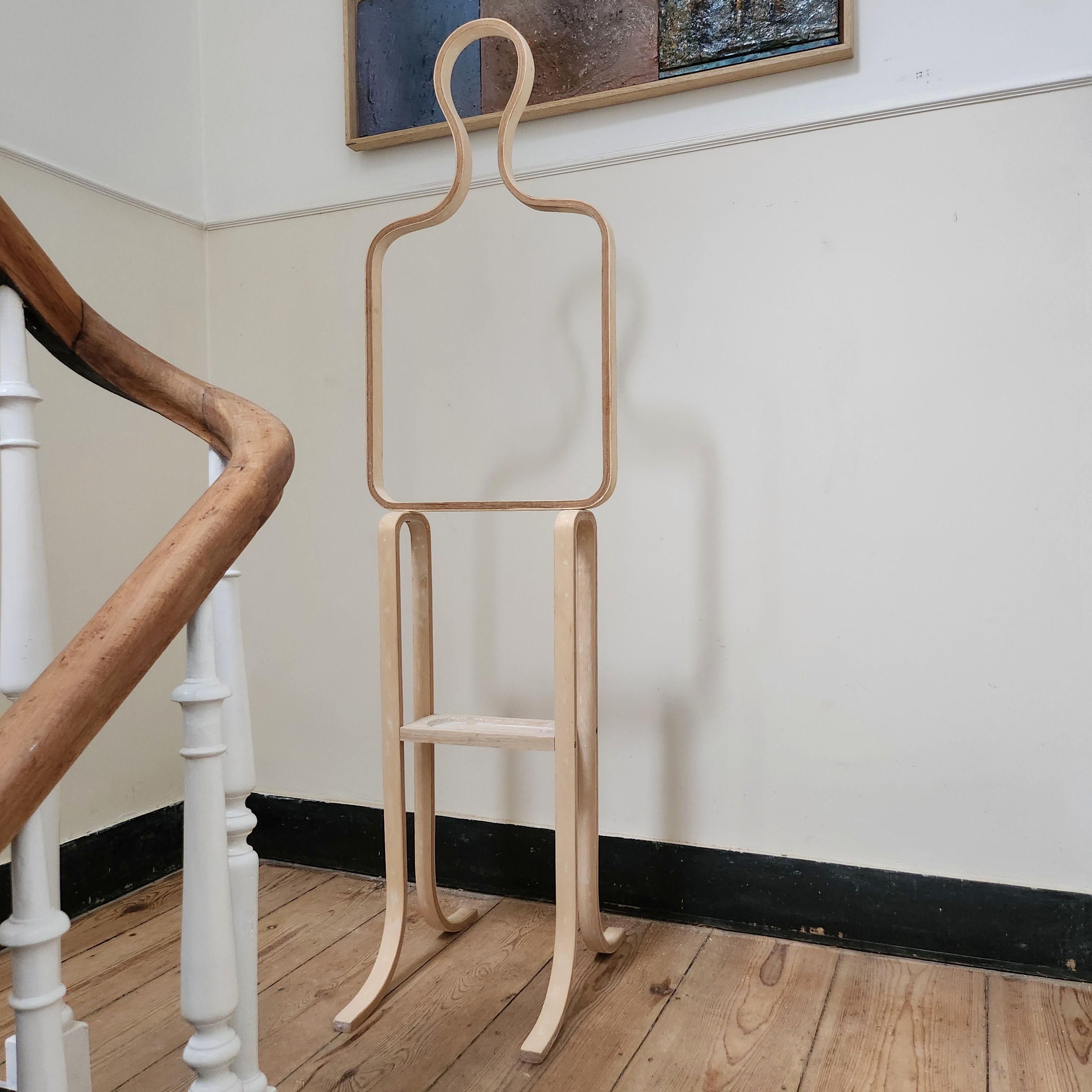 Mute valet from the 70