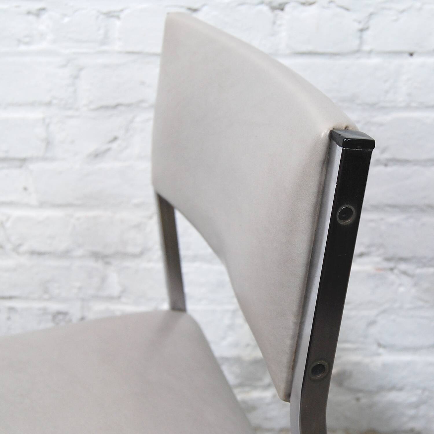 Chaise "Roma" par Pierre Guariche pour Meurop 1965