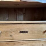 Pant chest of drawers