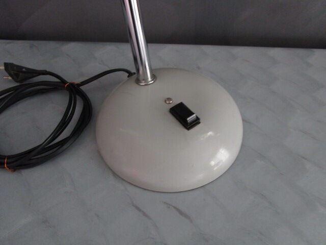 Years desk lamp 70