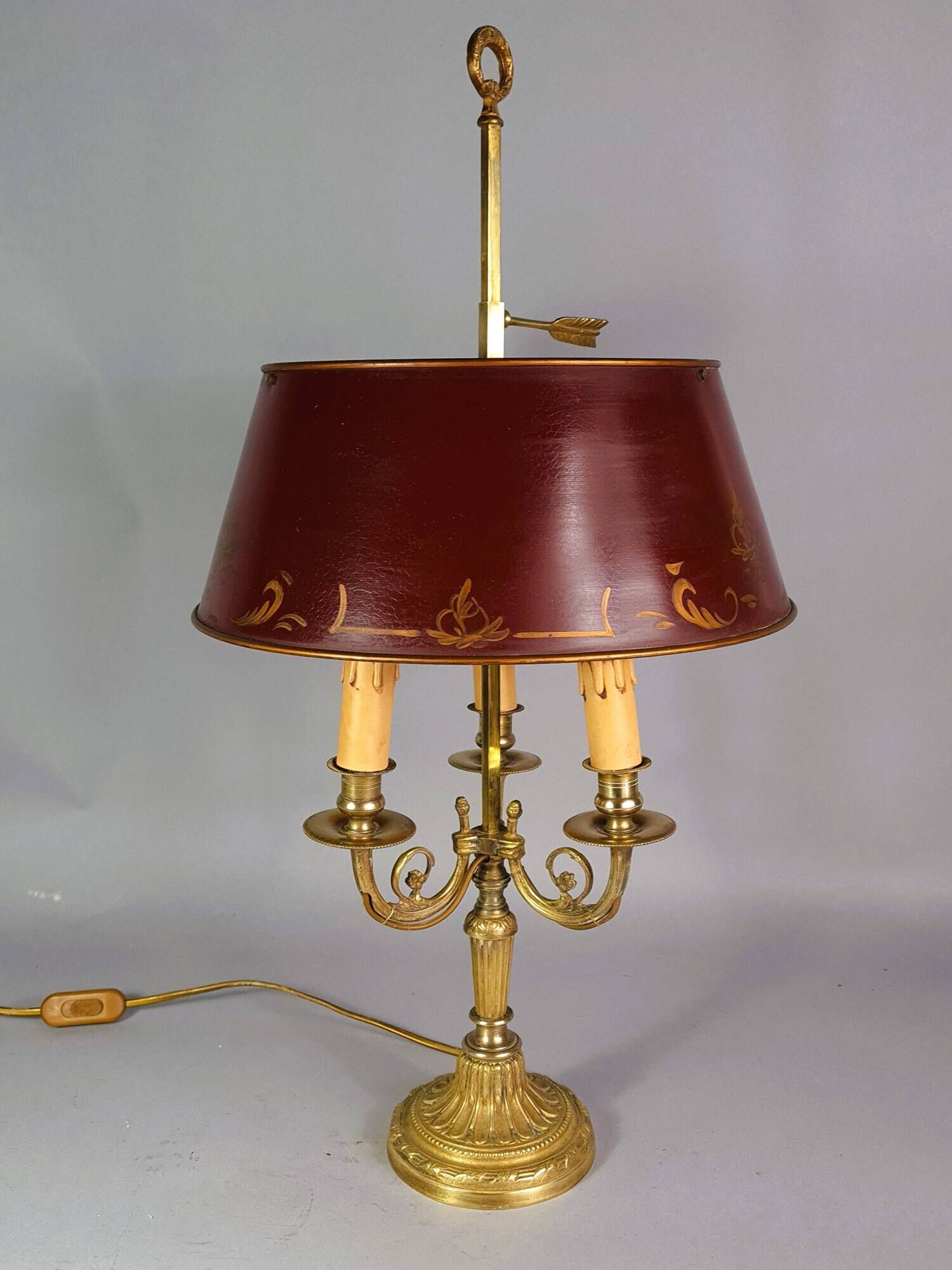 Old bronze & sheet metal bouillote lamp with 3 lights, electrified Good condition S192