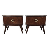 Paire de tables de chevet en acajou avec poignées en verre et laiton