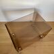 Cube plexi fumé sur roulettes