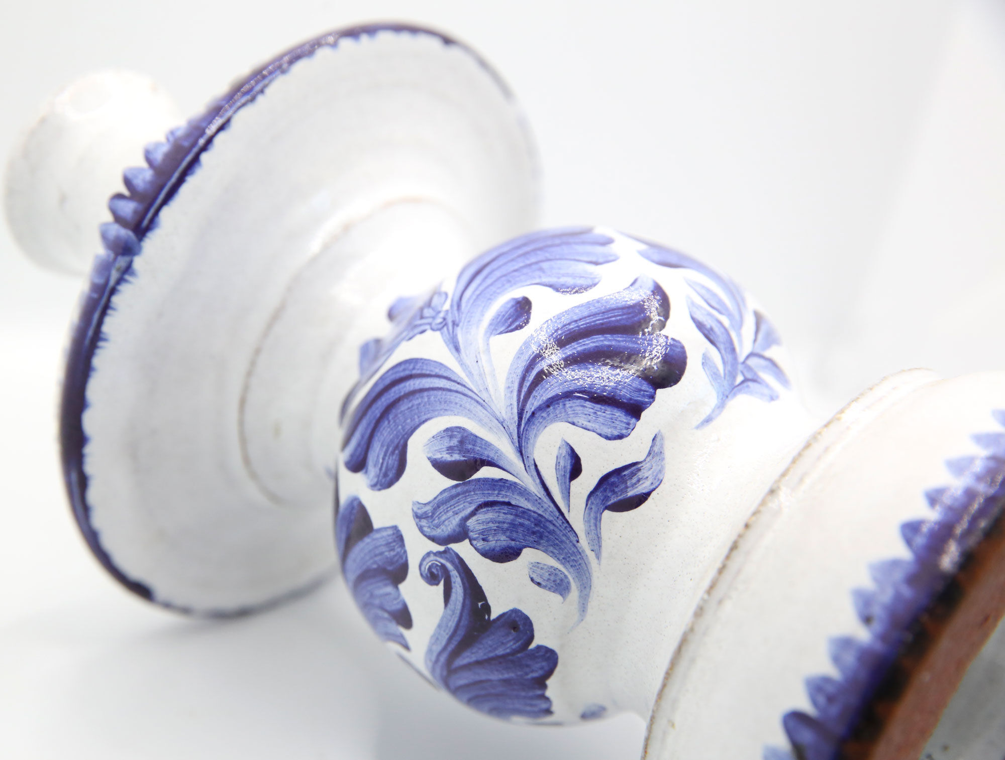 Triple candle holder in Biot earthenware with blue flower patterns