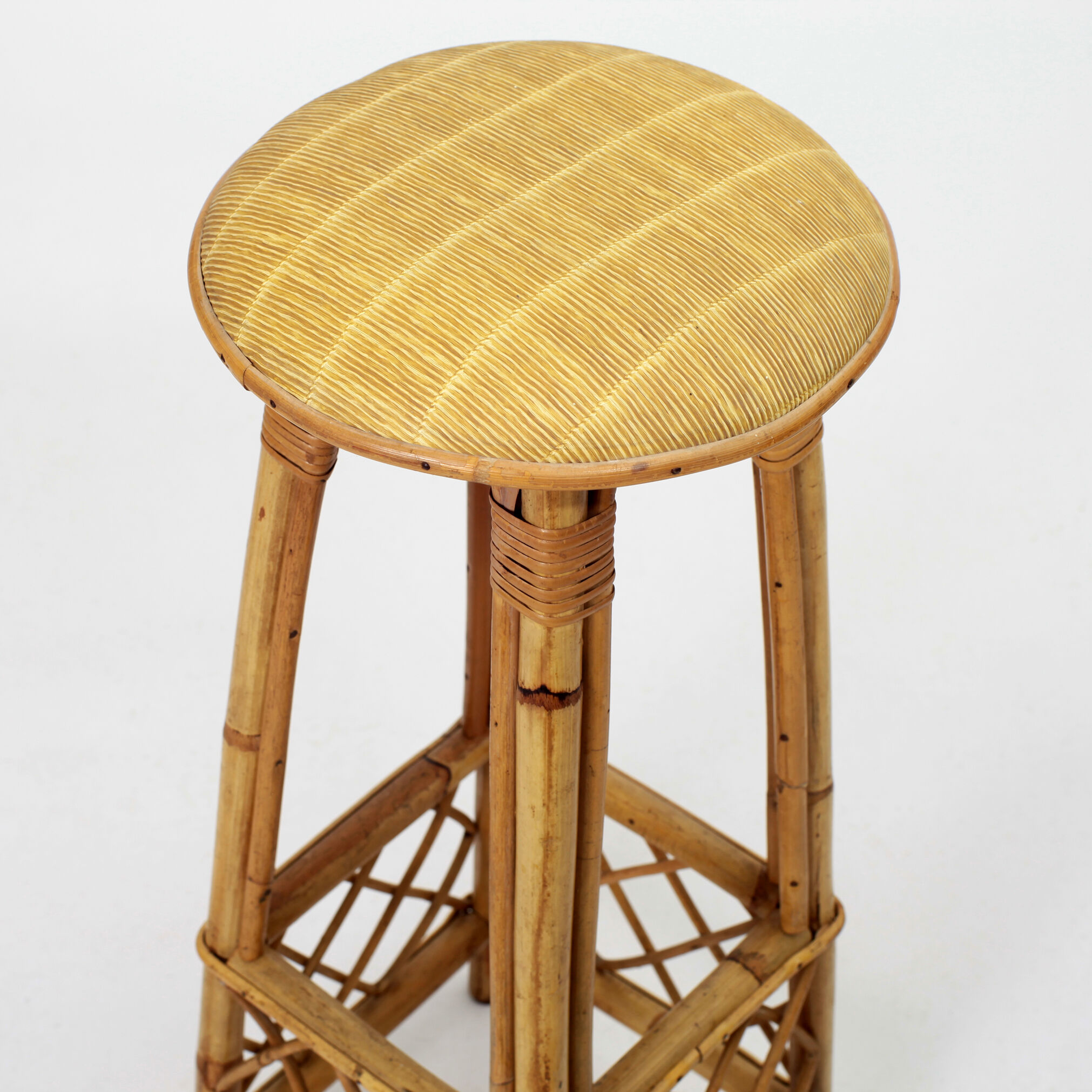 4 vintage rattan bar stools