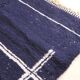 Tapis bleu moderne