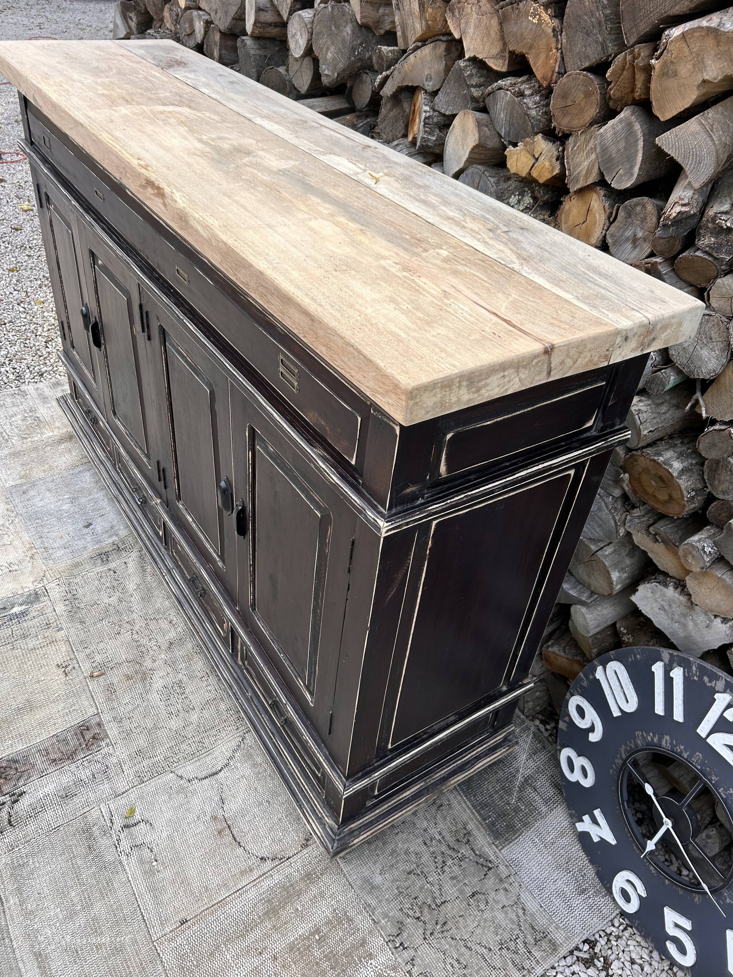 Meuble métier massif ébèné