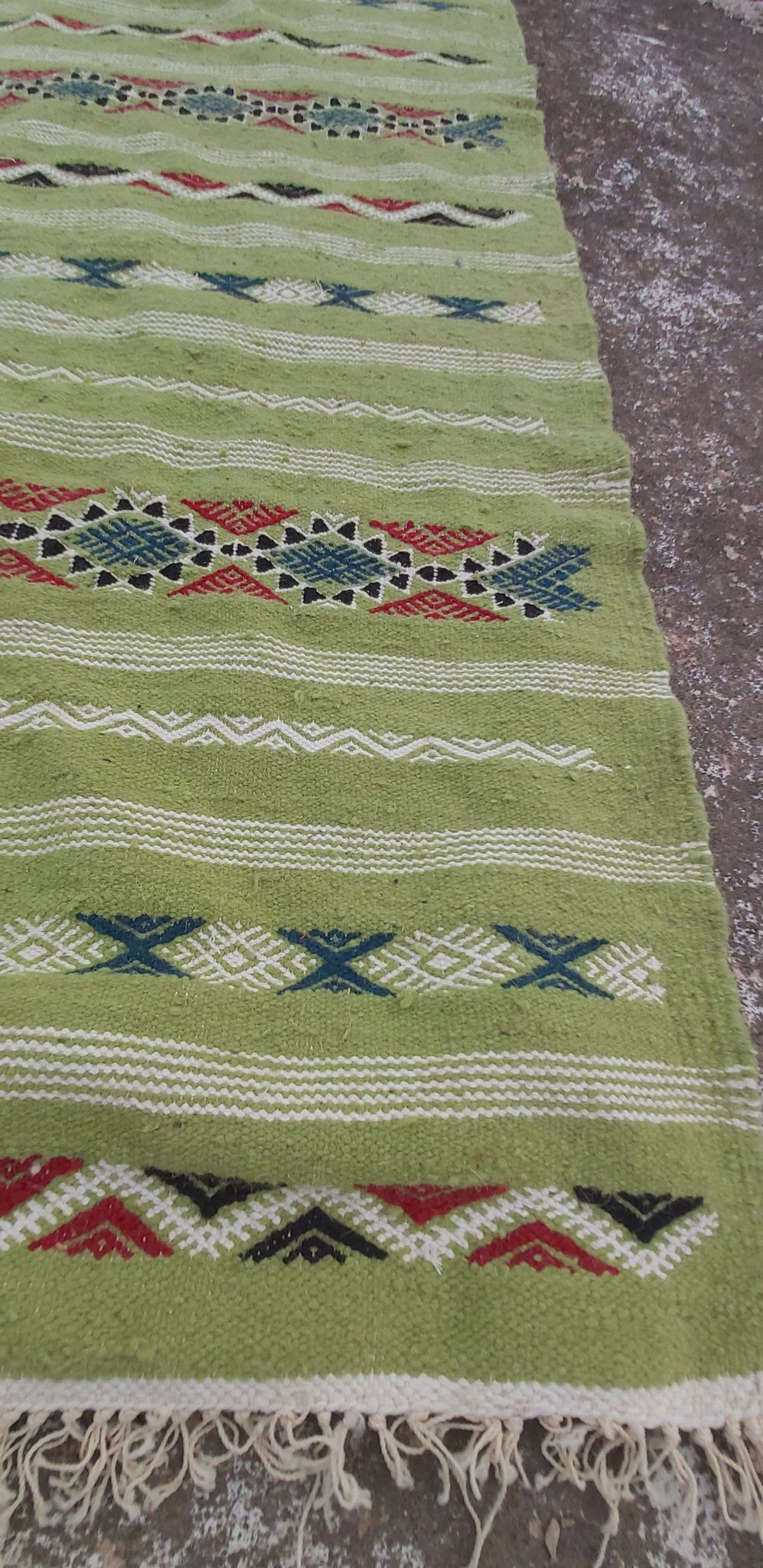Berber handmade green kilim rug in pure wool 210-115cm