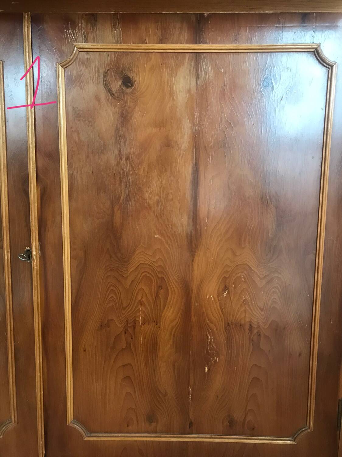 Mapple's English Yew Dresser