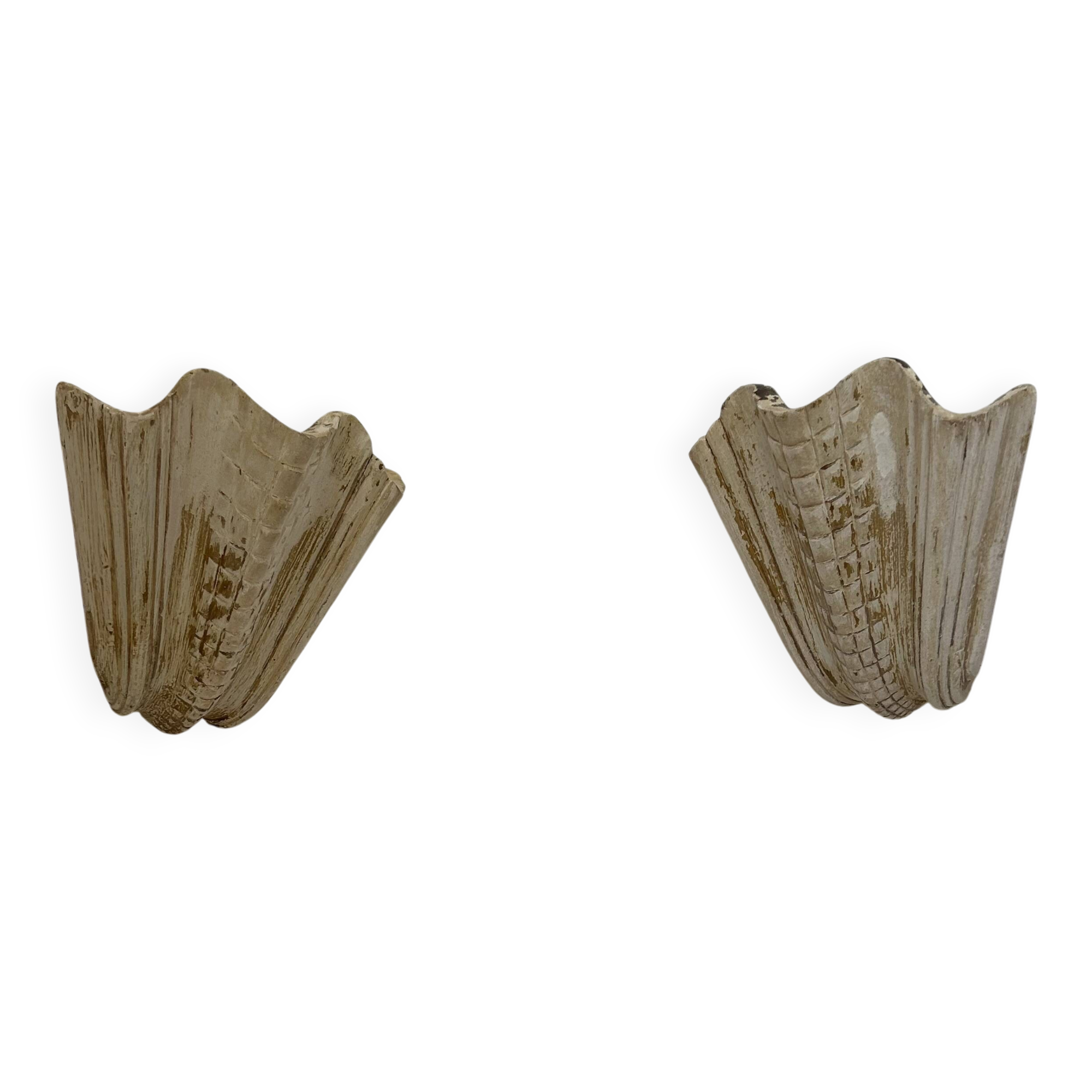 Pair of vintage shell wall lights, beige patinated plaster, France, 1940