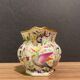 Pot à lait en porcelaine Vieux Paris à décor floral à l'oiseau polychrome et or