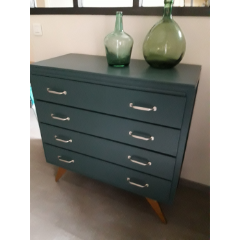 Dresser green