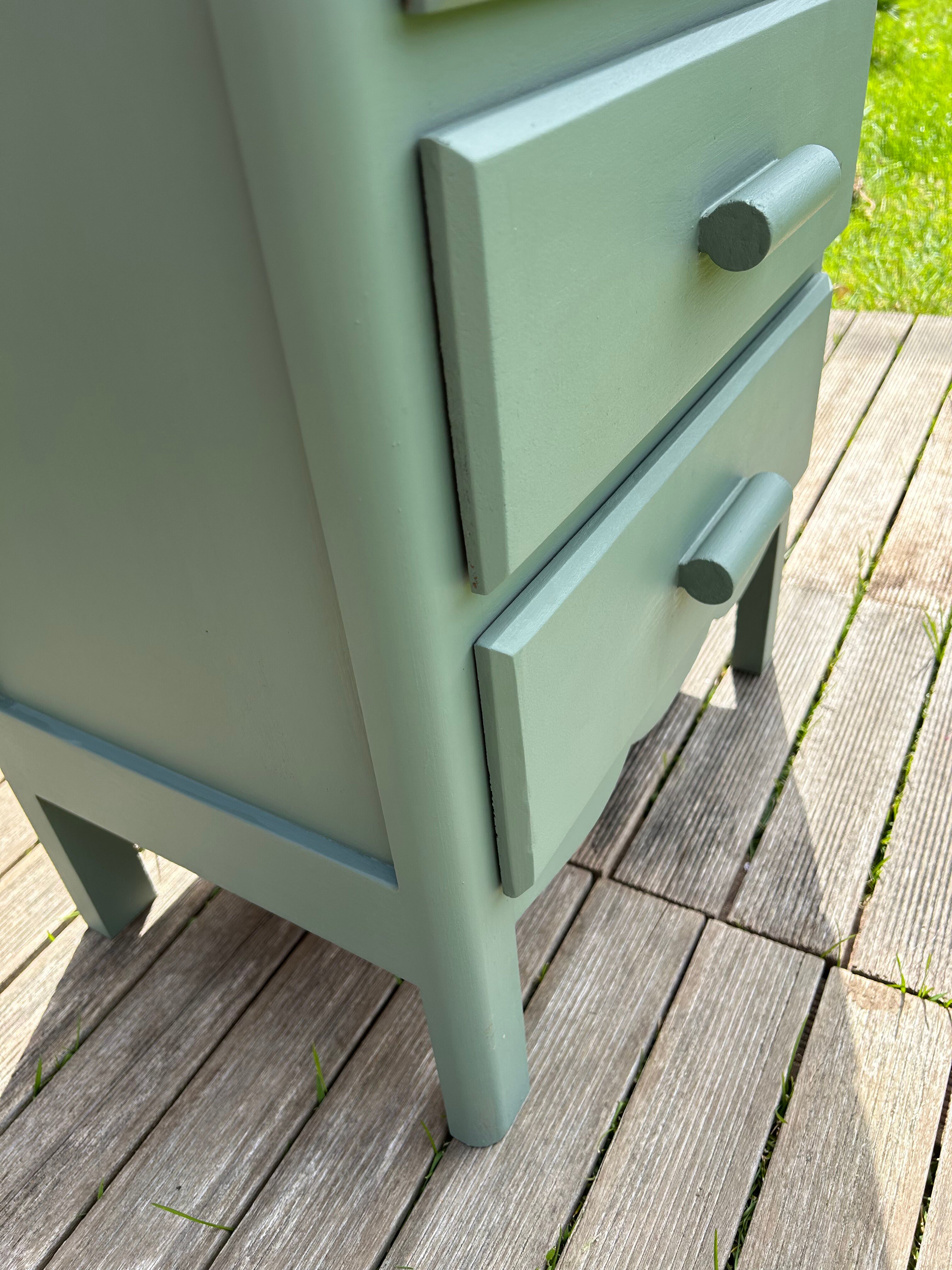 Chiffonier vintage 1950 couleur vert cèdre