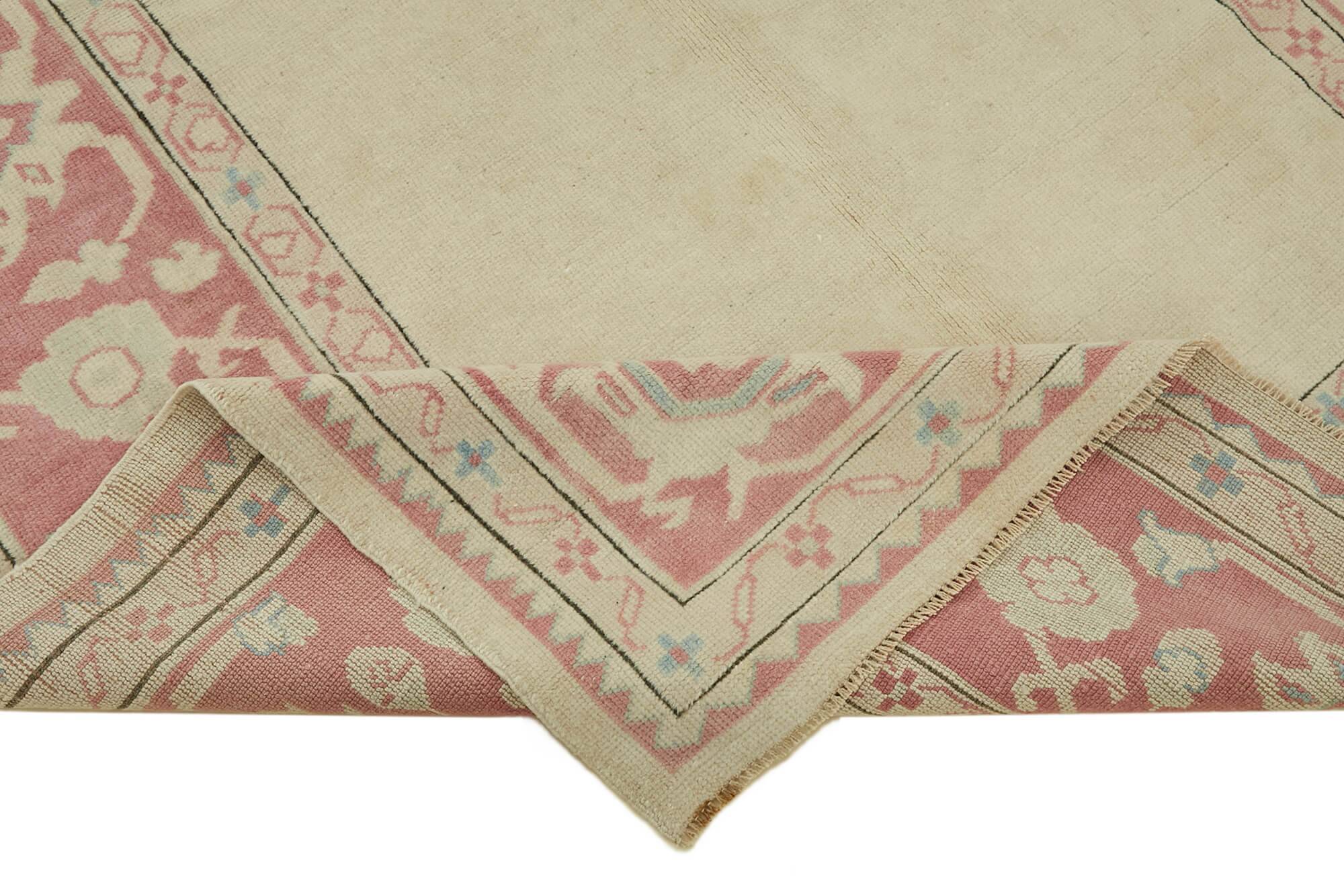 Turkish Vintage Anatolian Rug 162 cm x 237 cm