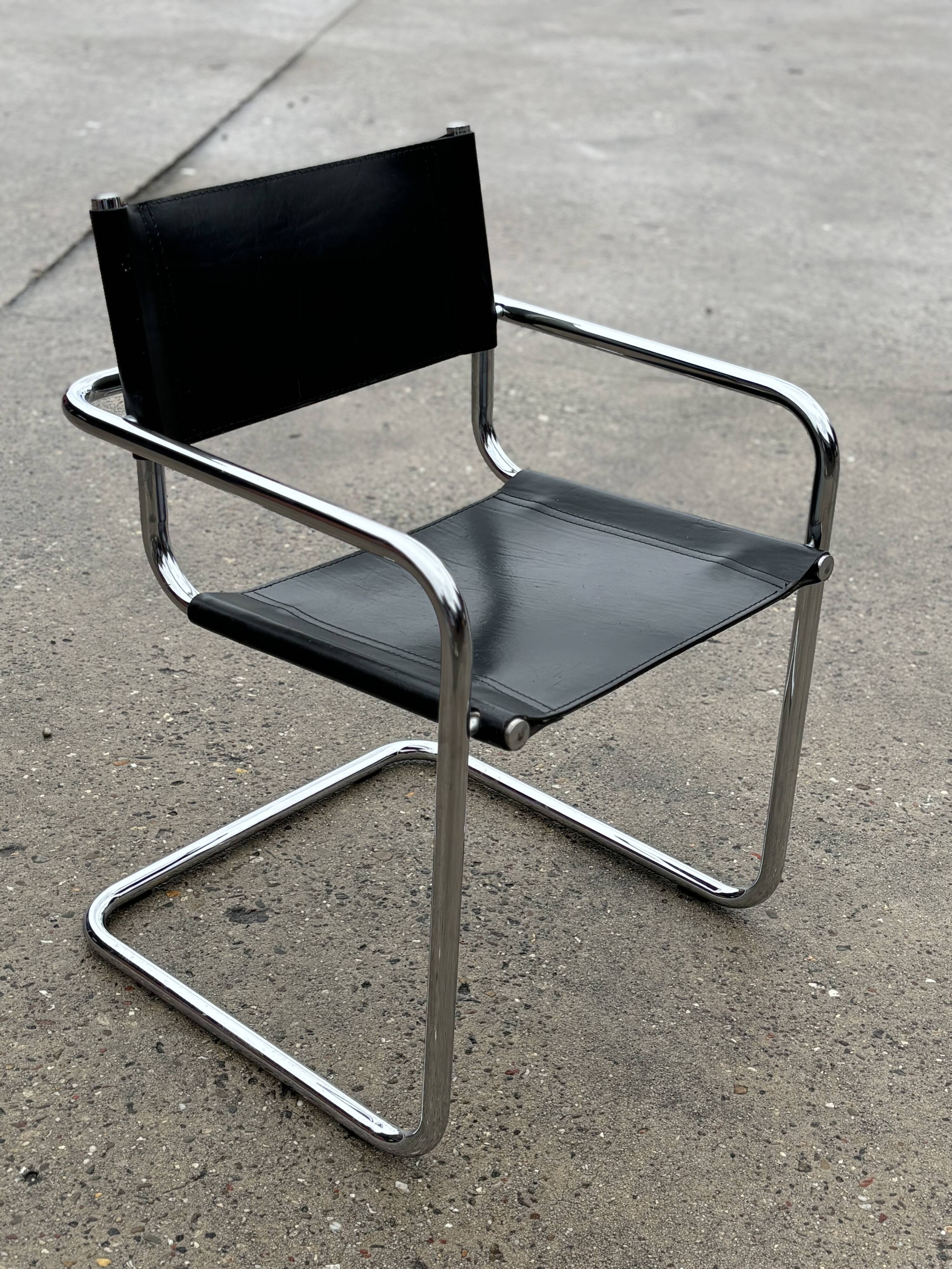 Ensemble vintage de 6 chaises à structure tubulaire Mart Stam design cuir