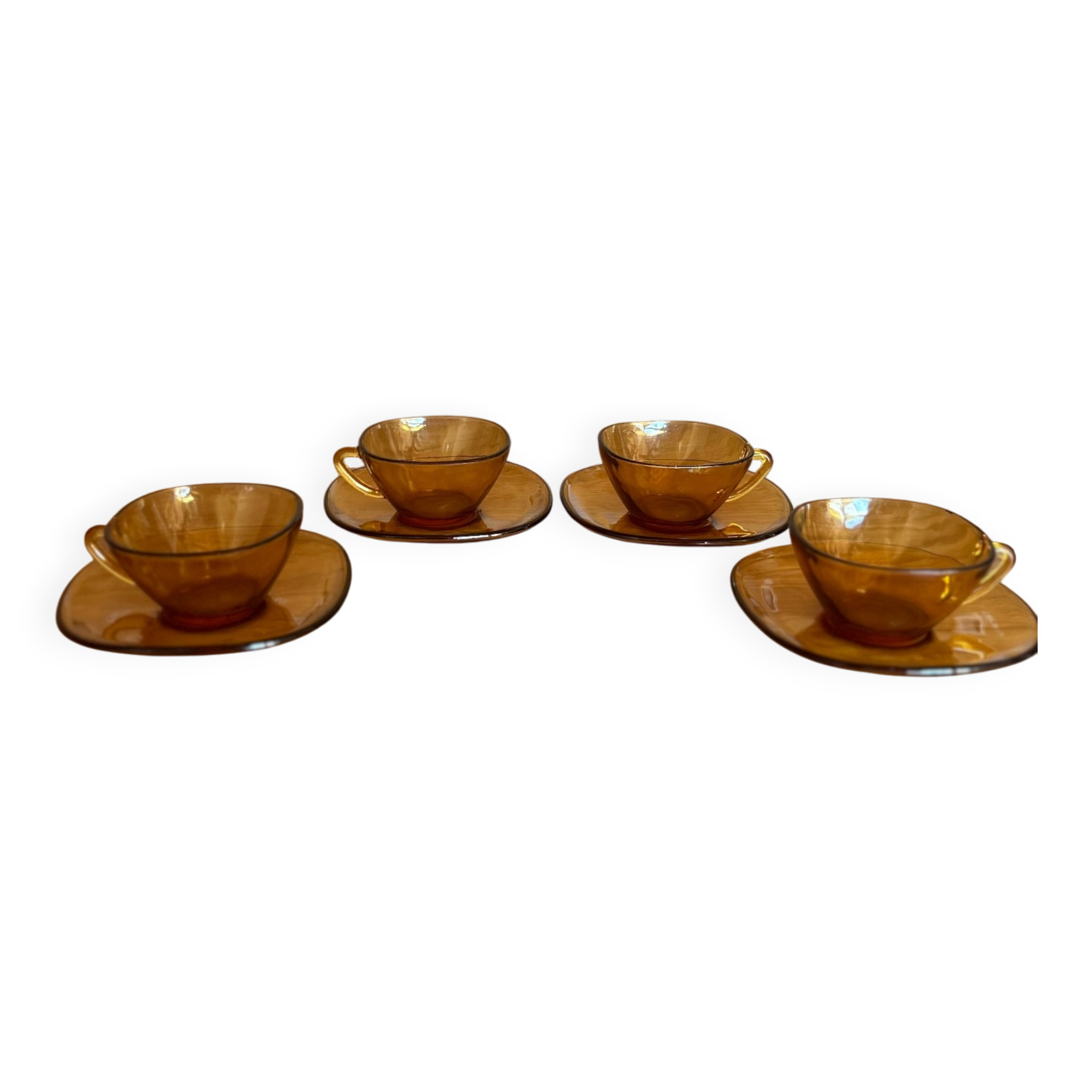 Service for 4 cups & saucers Vereco square with rounded corners amber glass 70s