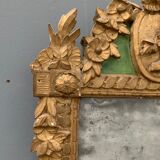 Louis XVI period mirror in gilded wood XVIII century