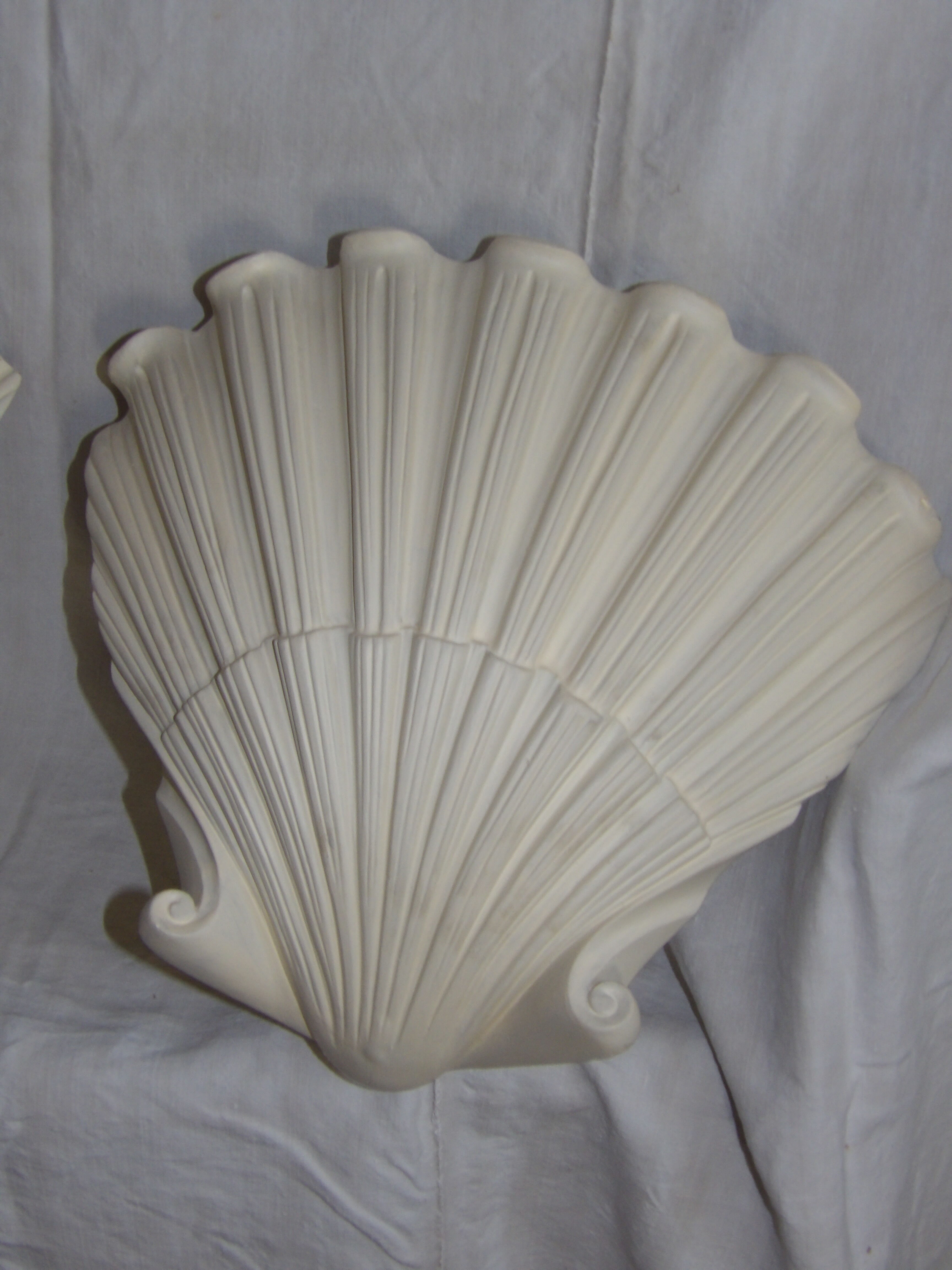 1 pair of corner sconces stucco vintage scallop year 1960 -1970 perfect condition