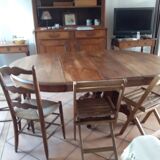 Old table slightly oval cherry tree with central foot with 2 extensions